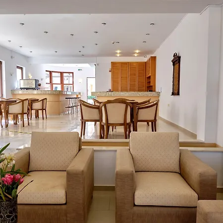 Hotel Niros 3*