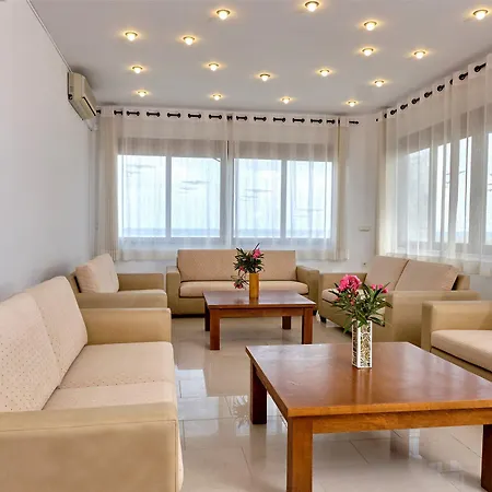 Hotel Niros 3*