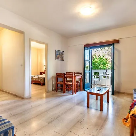 Hotel Niros 3*